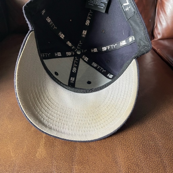 Jays hat - Picture 4 of 5